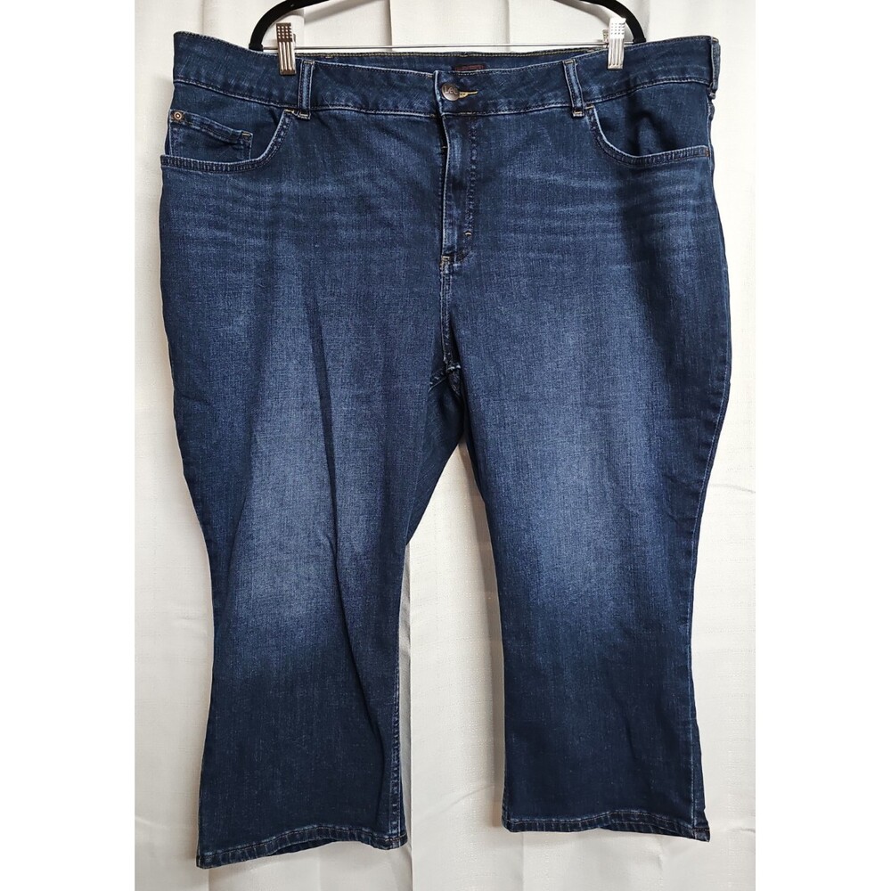 LEE Womens PLUS SIZE 26W  Dark Wash Mid-Rise Stretch Capri Jeans 21 In Inseam